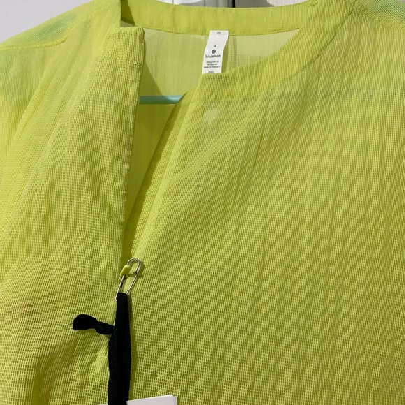 Lululemon Clear Intention Shear Mesh Top Shirt Size 4 Lemon - Picture 7 of 7